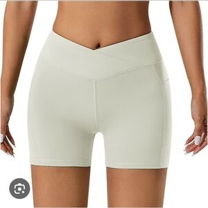 HALARA Women's Cream Bike Shorts